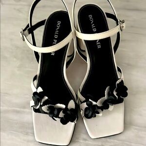Donald J. Pliner Women's Black and White Sandals